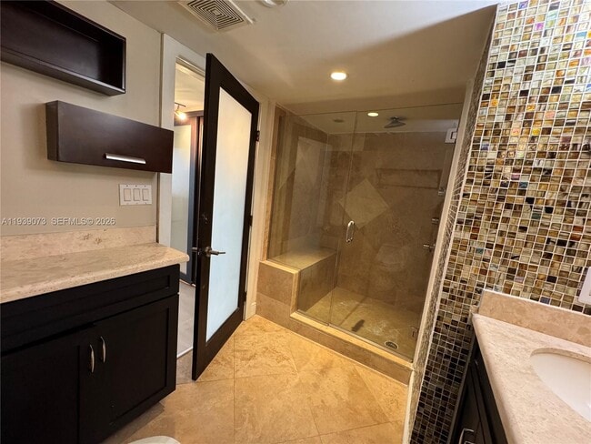 Building Photo - 555 NE 15th St