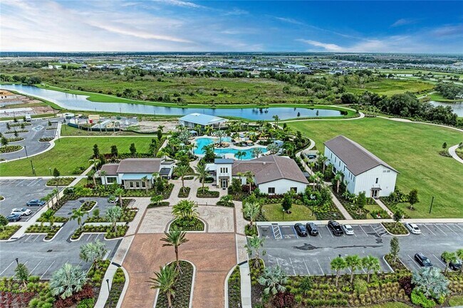 Building Photo - 18143 Wheathouse Pl