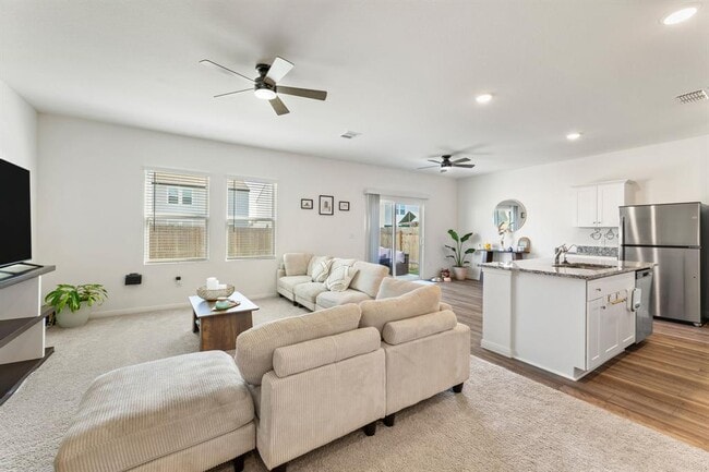 Building Photo - 220 Dirty Harry Dr