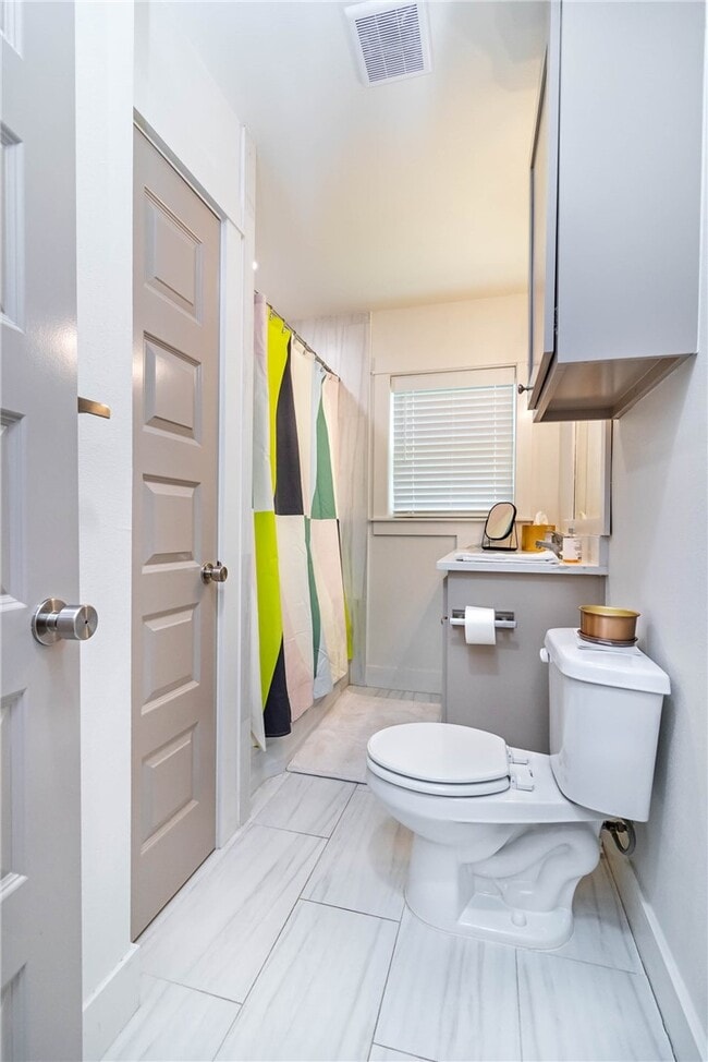 Building Photo - 394 Fletcher Ave