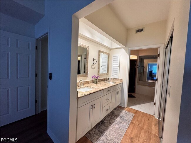 Building Photo - 16551 Heron Coach Way