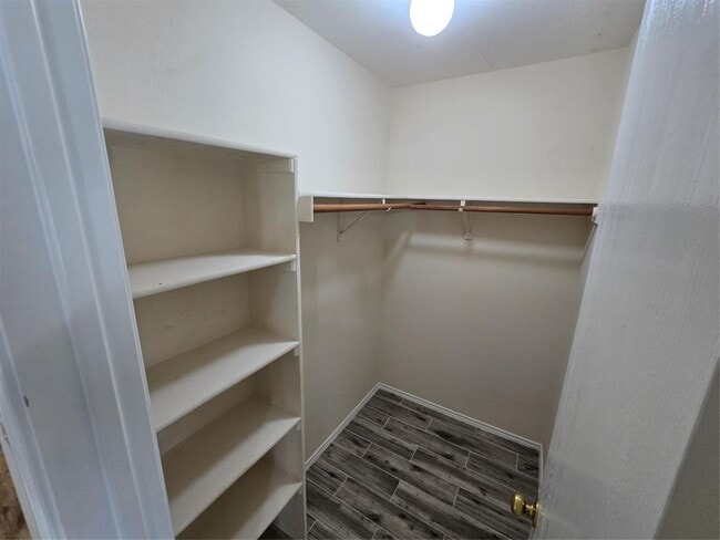 Building Photo - 2011 Garrison Dr