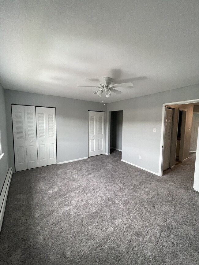 Building Photo - 2205 Walnut Ridge Est