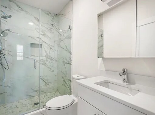 Building Photo - 281 Lamartine St