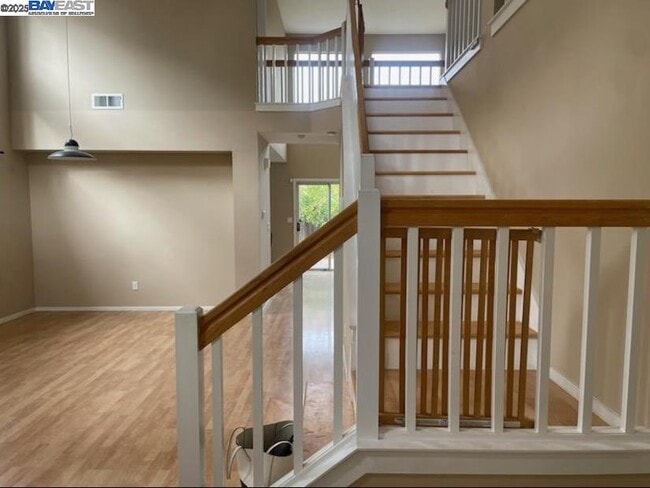 Building Photo - 1677 Klipspringer Dr