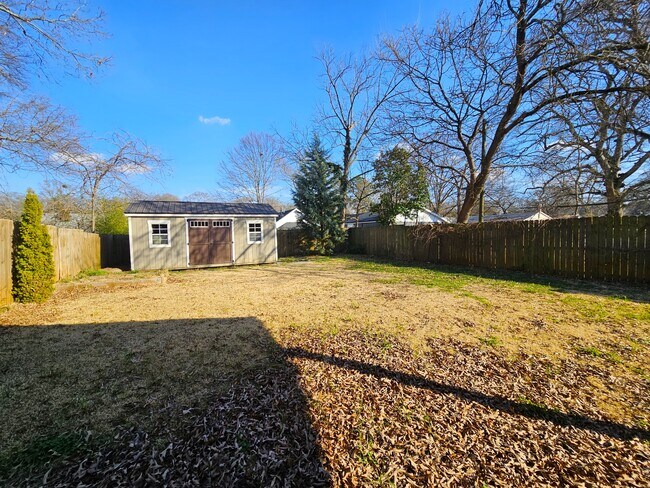 Building Photo - 23 McAdoo Ave