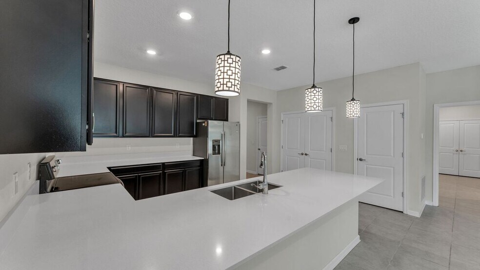 Building Photo - 244 Pershing St