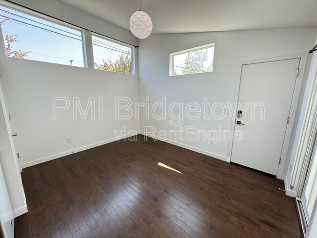 Building Photo - 7576 N Curtis Ave