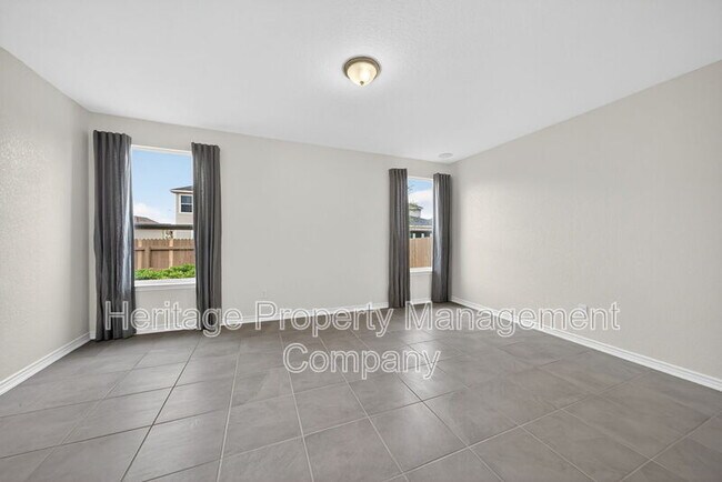 Building Photo - 8014 Kingfisher Lndg