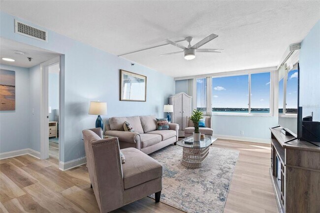 Building Photo - 6287 Bahia Del Mar Cir N