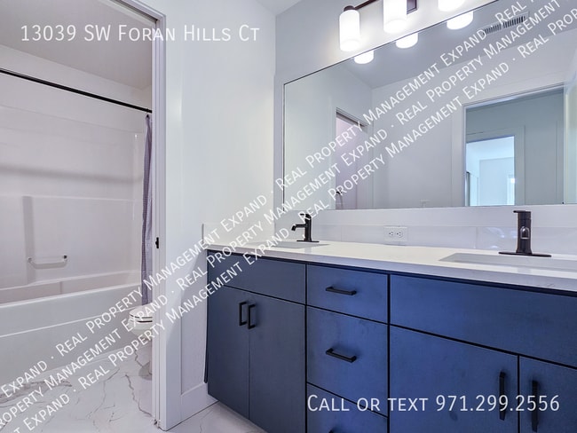 Building Photo - 13039 SW Foran Hills Ct