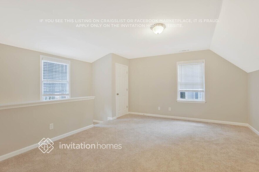 Building Photo - 2847 Bentwood Dr