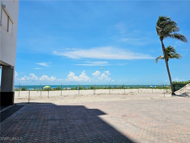 Building Photo - 9051 Gulf Shore Dr
