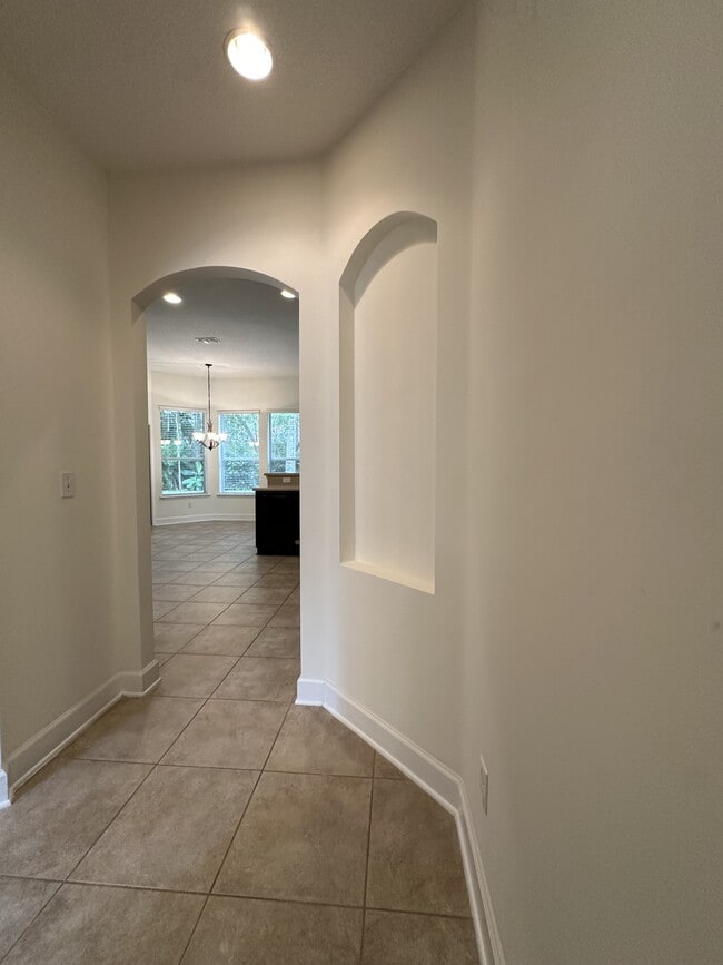 Building Photo - 5204 Comfort Ct