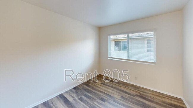 Building Photo - 2577 Spinnaker Ave