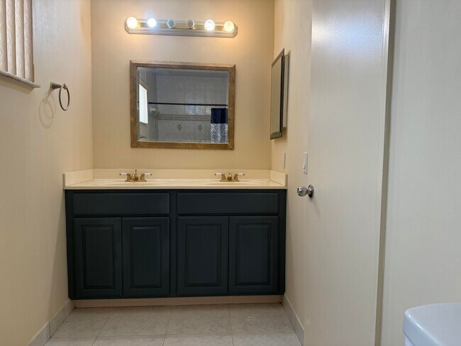 Building Photo - 12028 Royal Palm Blvd