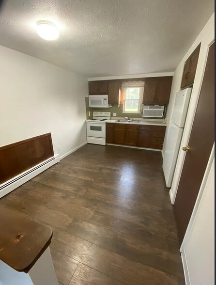 Building Photo - 3996 S Schenley Ave