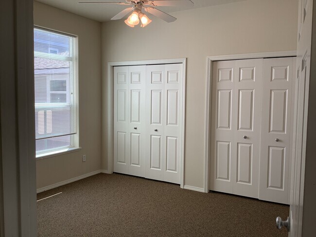 Building Photo - 5100 Village View Way