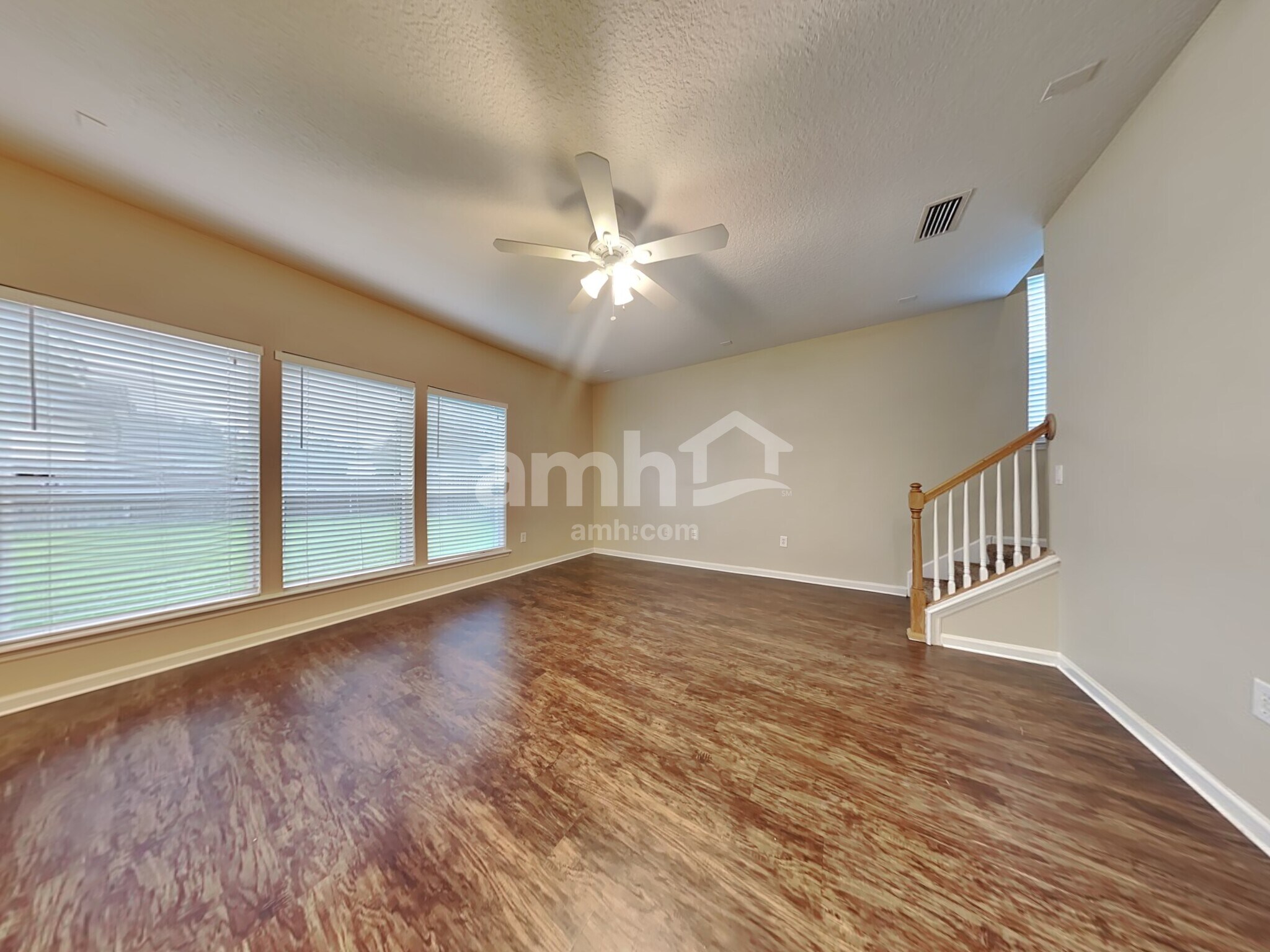 Building Photo - 9243 Prosperity Lake Dr