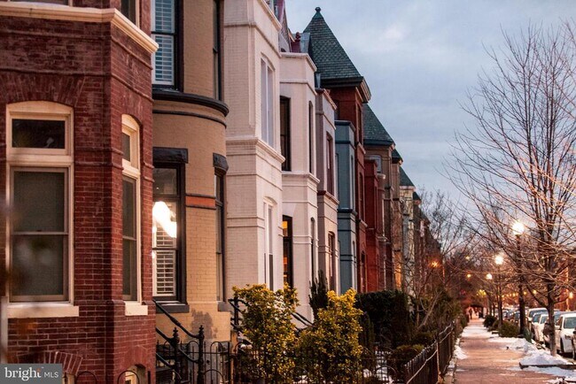 Building Photo - 304 Florida Ave NW