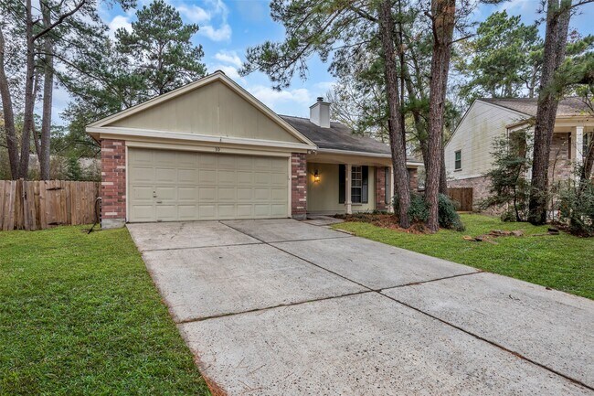 Building Photo - 10 Treadwell Ct