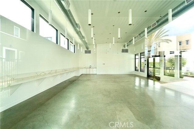 Building Photo - 1448 Sunrise Ln