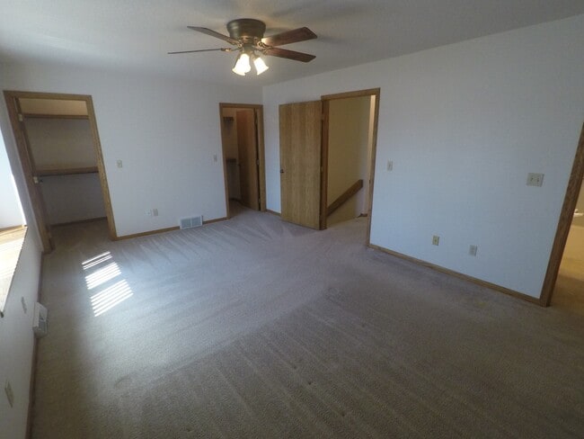 Building Photo - 1509 Kenwood Dr