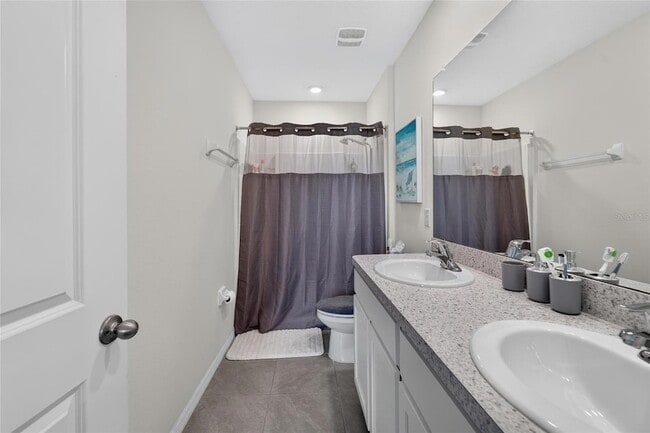 Building Photo - 33046 Major Oak Dr