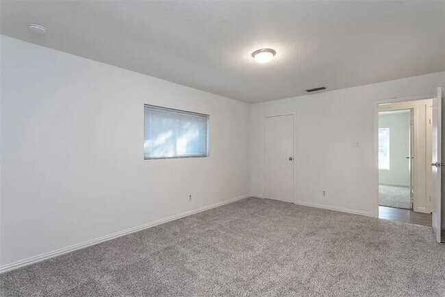 Building Photo - 3806 Cortadera Ct