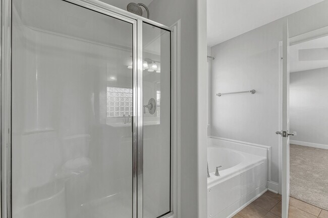 Building Photo - 500 Tidal Ct