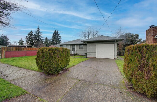 Building Photo - Quaint Three Bedroom Home in Vancouver!  Apply today to received $250 off June 2026