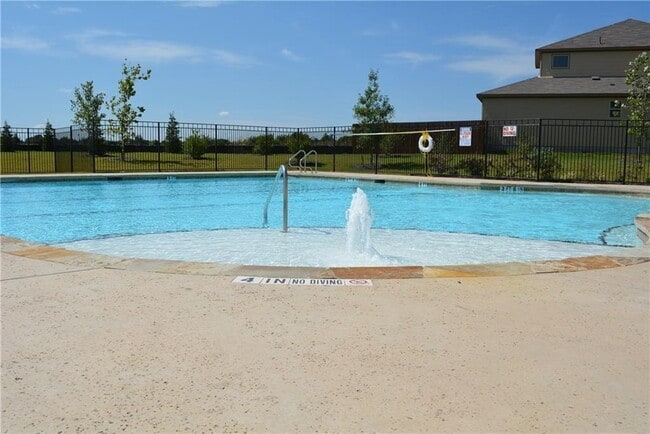 Building Photo - 16020 Hampton Bliss Trce