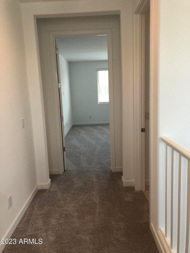 Building Photo - 2511 E Pelican Dr