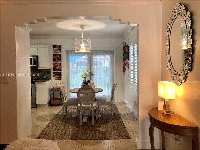 Building Photo - 6450 SW 19th St