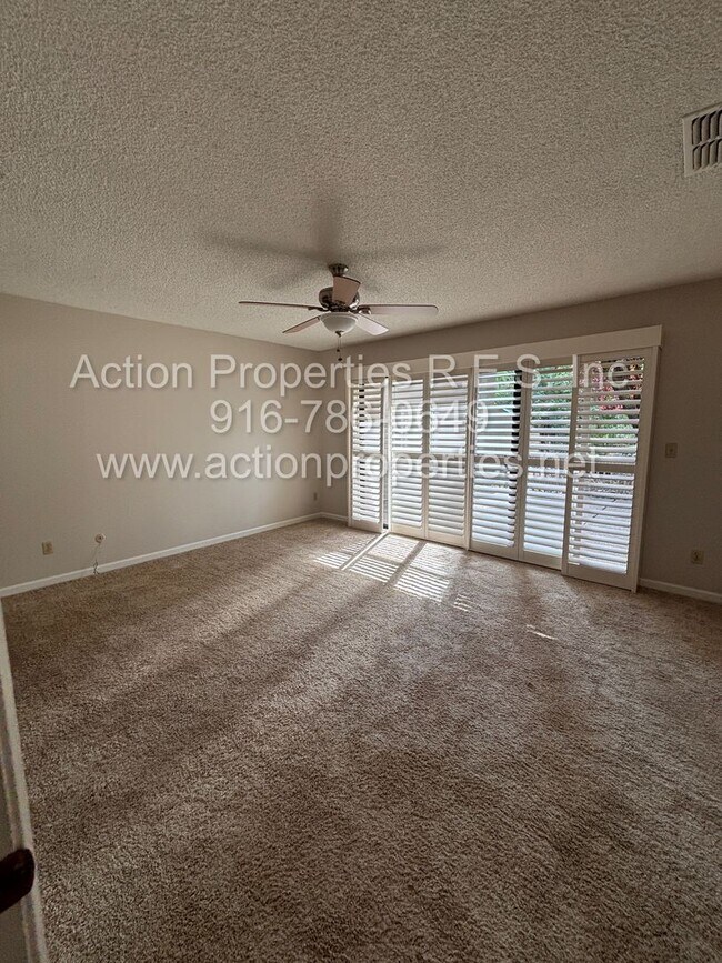 Building Photo - Rocklin 3 Bedroom 2 Bathroom, Single Story...