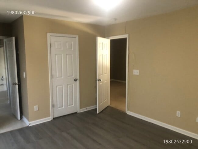 Building Photo - 10334 Stineway Ct