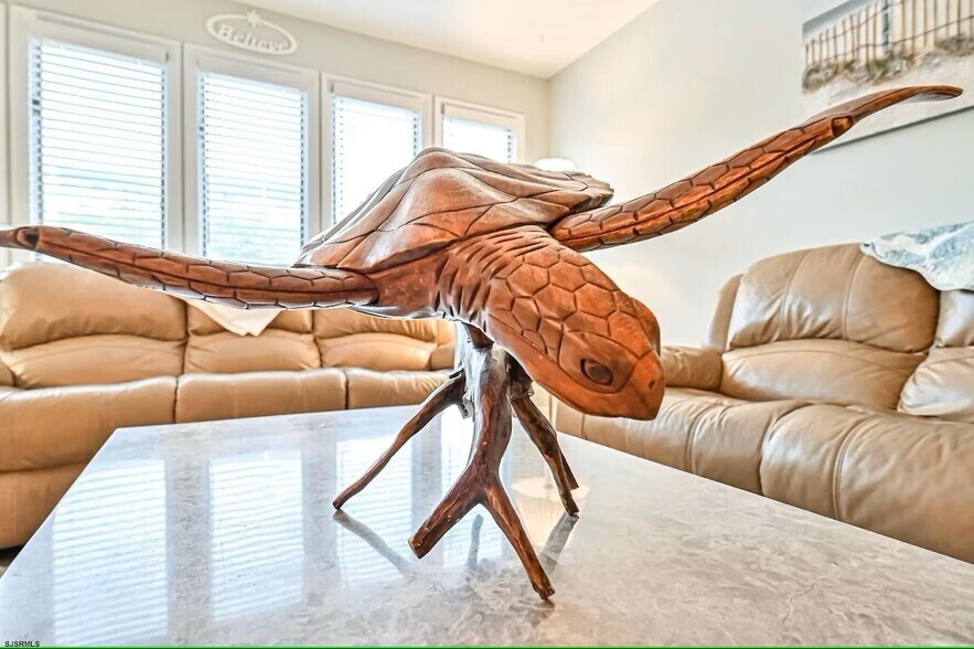 Building Photo - 518 W Brigantine Ave