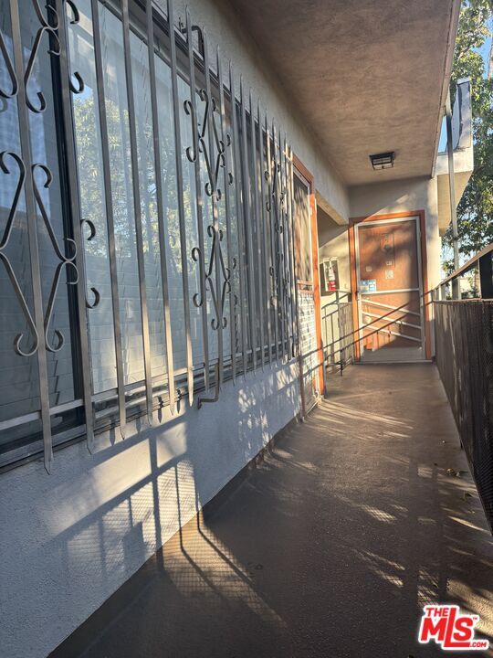 Building Photo - 1807 Taft Ave