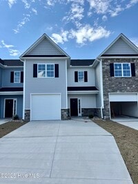 Building Photo - 1404 Hartley Ln