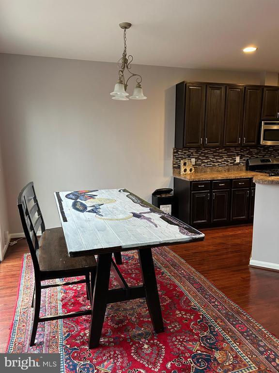 Building Photo - 11912 Benton Lake Rd