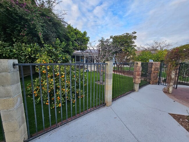 Building Photo - SERENE SYLVAN SANCTUARY - 4 Bed/2 Bath Home w/Private Pool - FREMONT