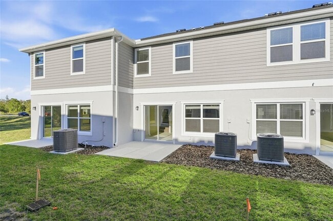 Building Photo - 2791 Raindrop Run St