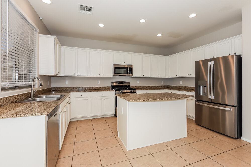 Building Photo - 1465 E Mia Ln