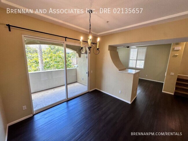 Building Photo - 2728 Farragut Rd