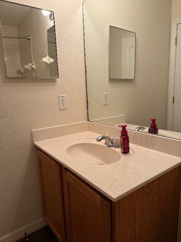 Building Photo - 6530 Lake Pembroke Pl