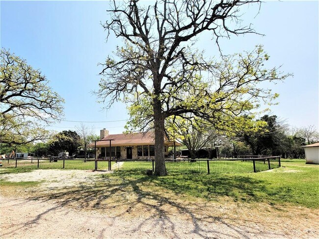 Building Photo - 12380 FM487
