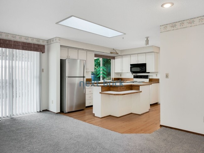 Building Photo - 3 Bedroom 2 bathroom Home for Rent!