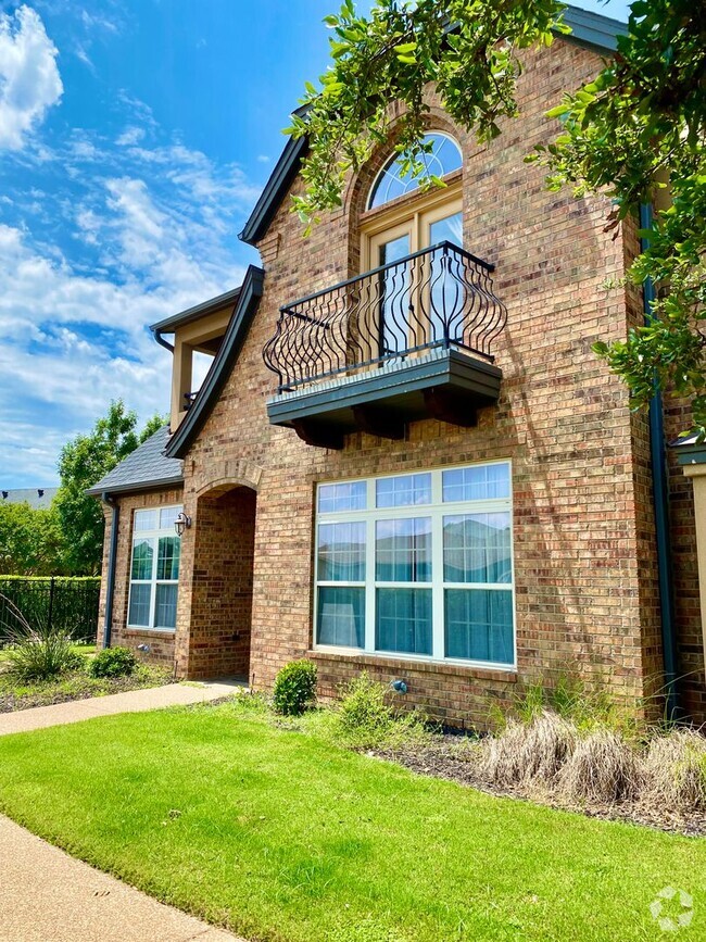 Building Photo - Condo on Harbor Lakes Golf Course