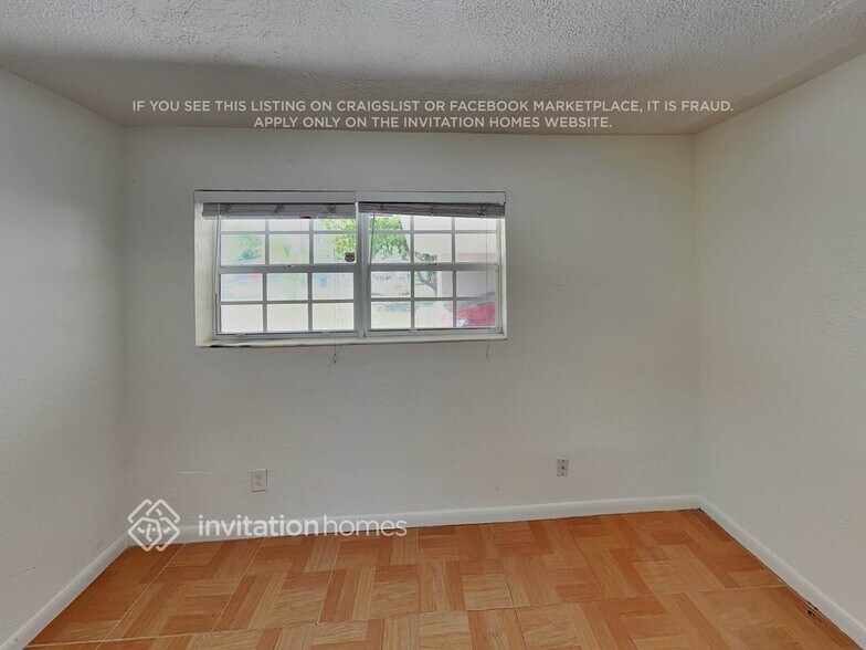 Building Photo - 3660 SW 2nd St