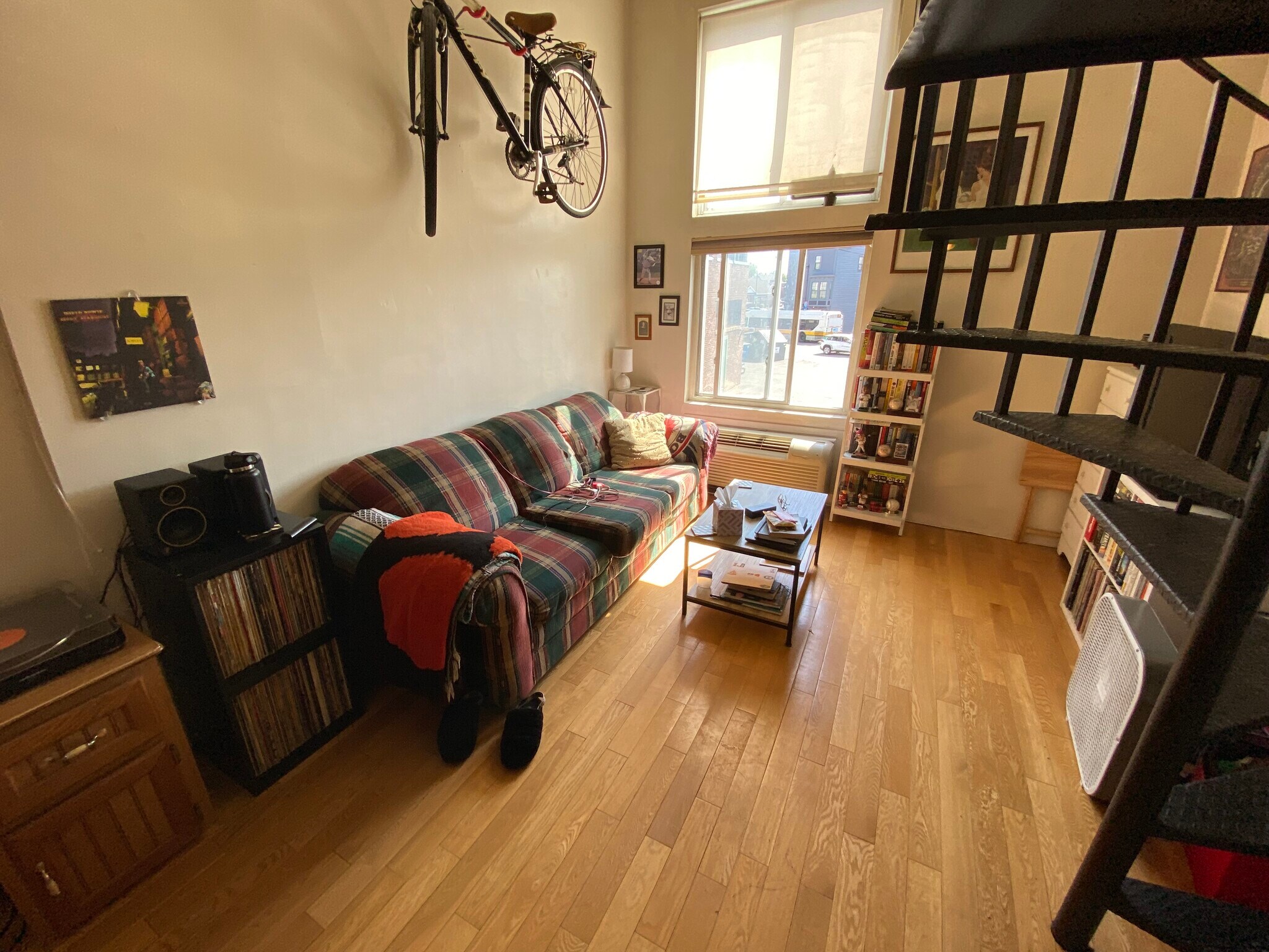 Building Photo - 377 Dorchester St